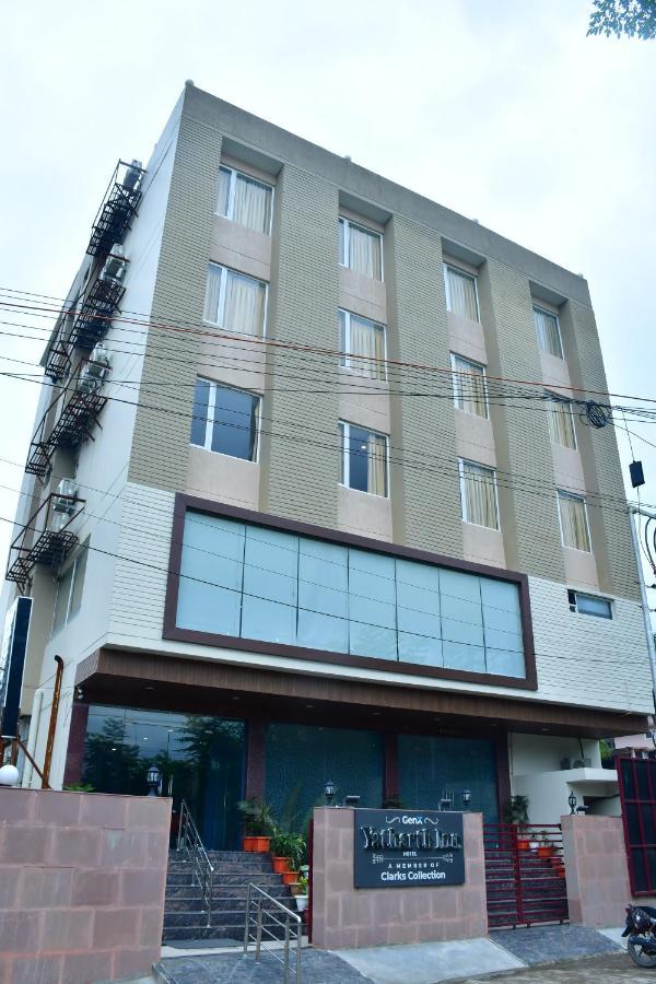 Hotel Yatharth Inn Varanasi Exterior foto